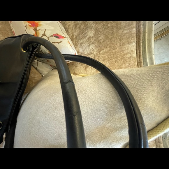 Authentic VINTAGE CHANEL NORTH SOUTH TOTE IN GOOD USED CONDITION - Picture 15 of 16